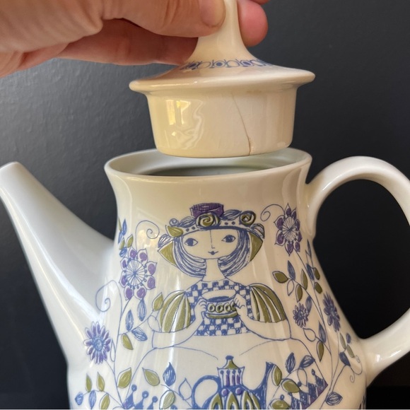 Vintage Figgjo Lotte Norway White and Blue Teapot Coffee Pot As Is Whimsical 60s - Picture 6 of 9